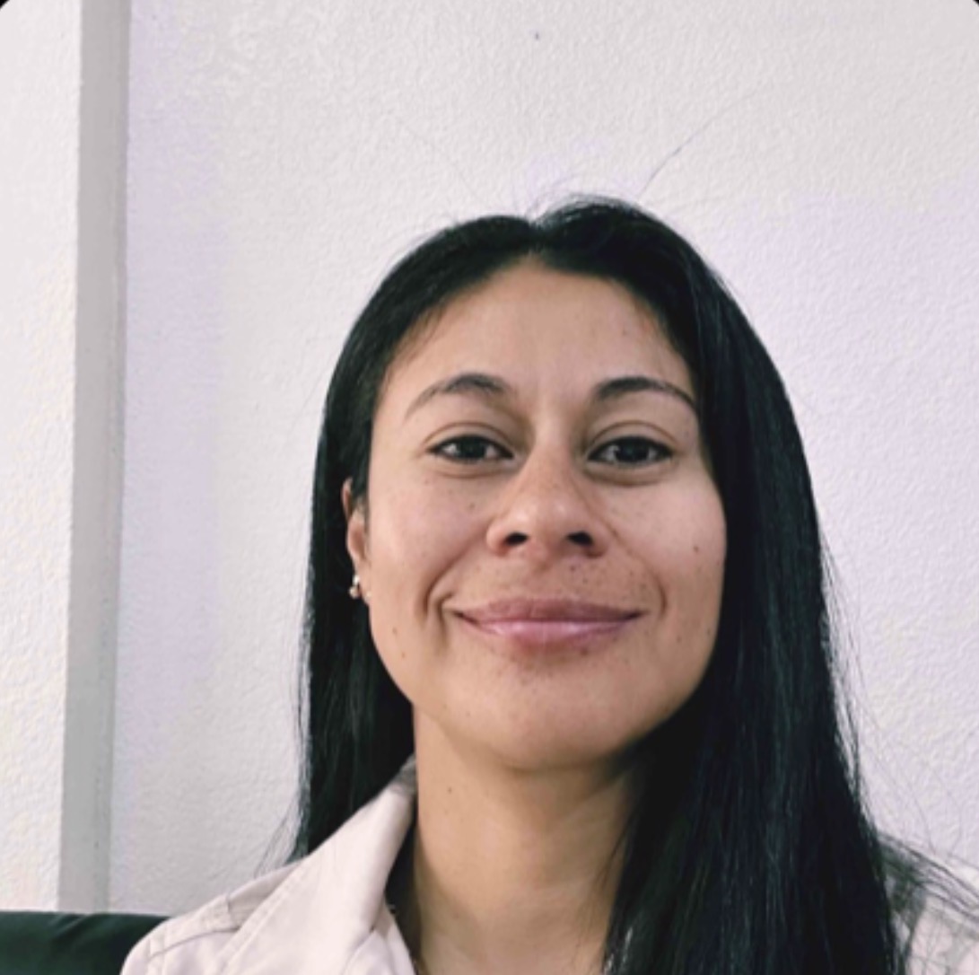 Cristina Chavez Laurian